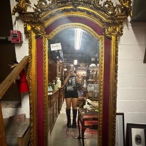 Meet your Posher, Adriana